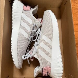 Adidas Women’s Kaptir X running sneakers NWT and box